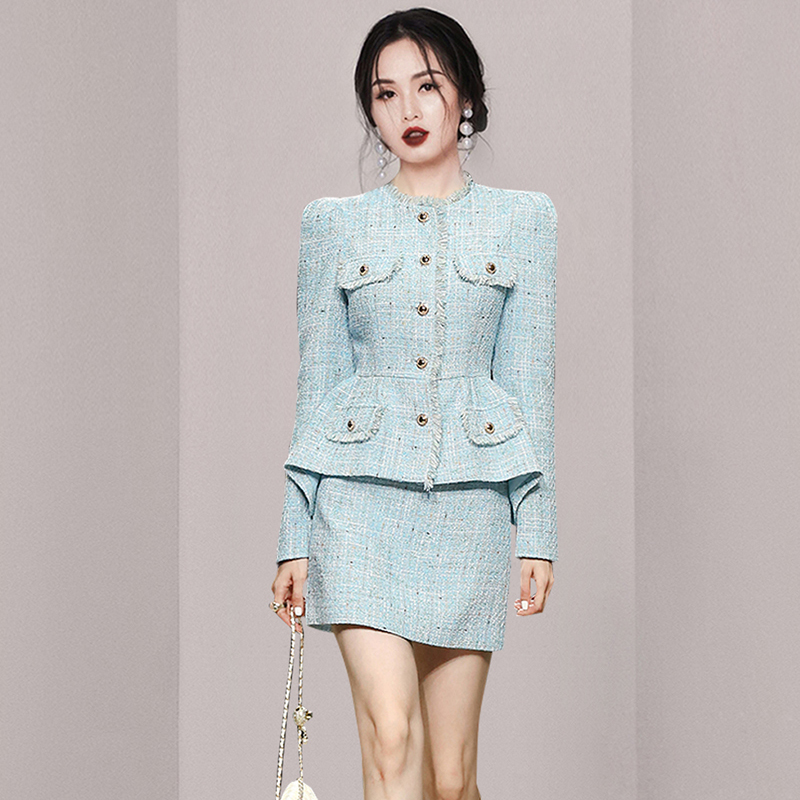 Fashion and elegant skirt woolen coat a set