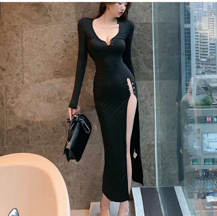 Nightclub V-neck slim bottoming long dress