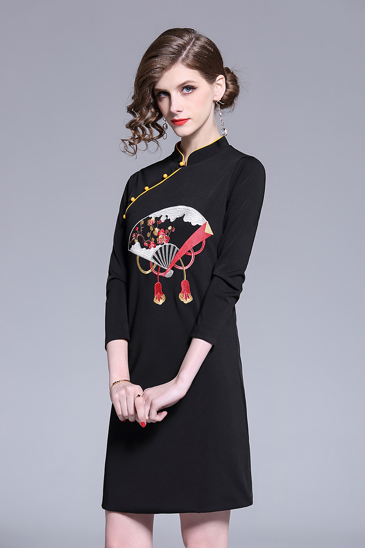 Long autumn cheongsam cstand collar Chinese style dress