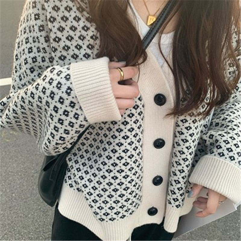 V-neck cardigan spring and autumn sweater for women