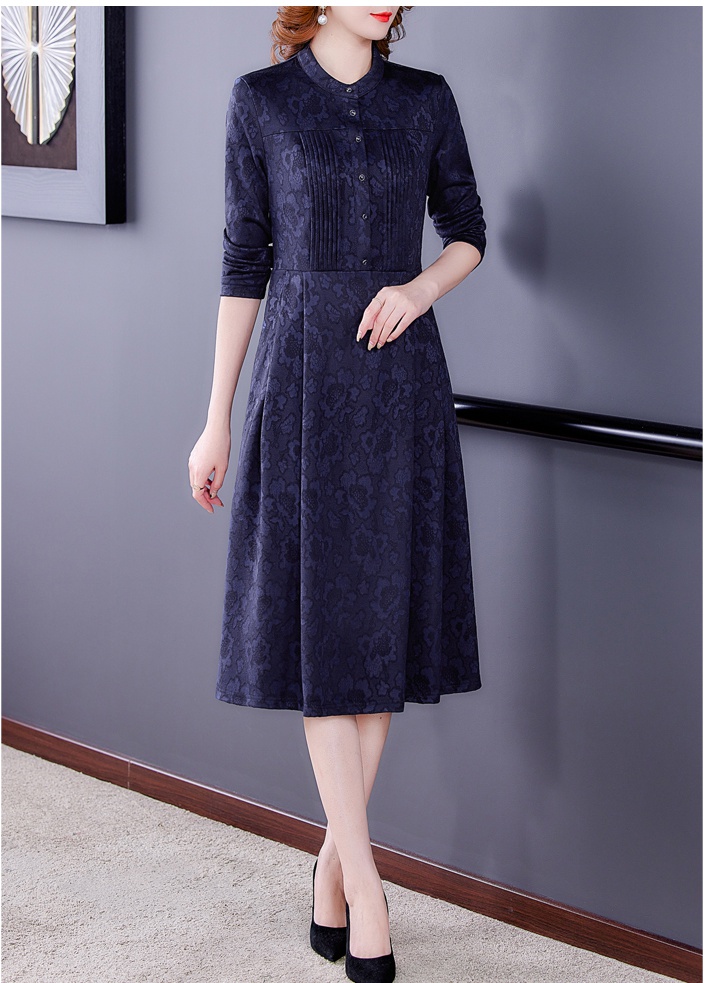 Long temperament bottoming middle-aged mink velvet dress