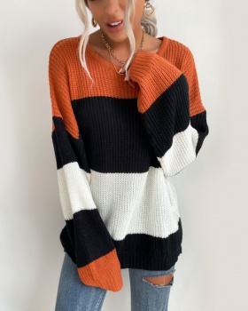 European style round neck sweater for women
