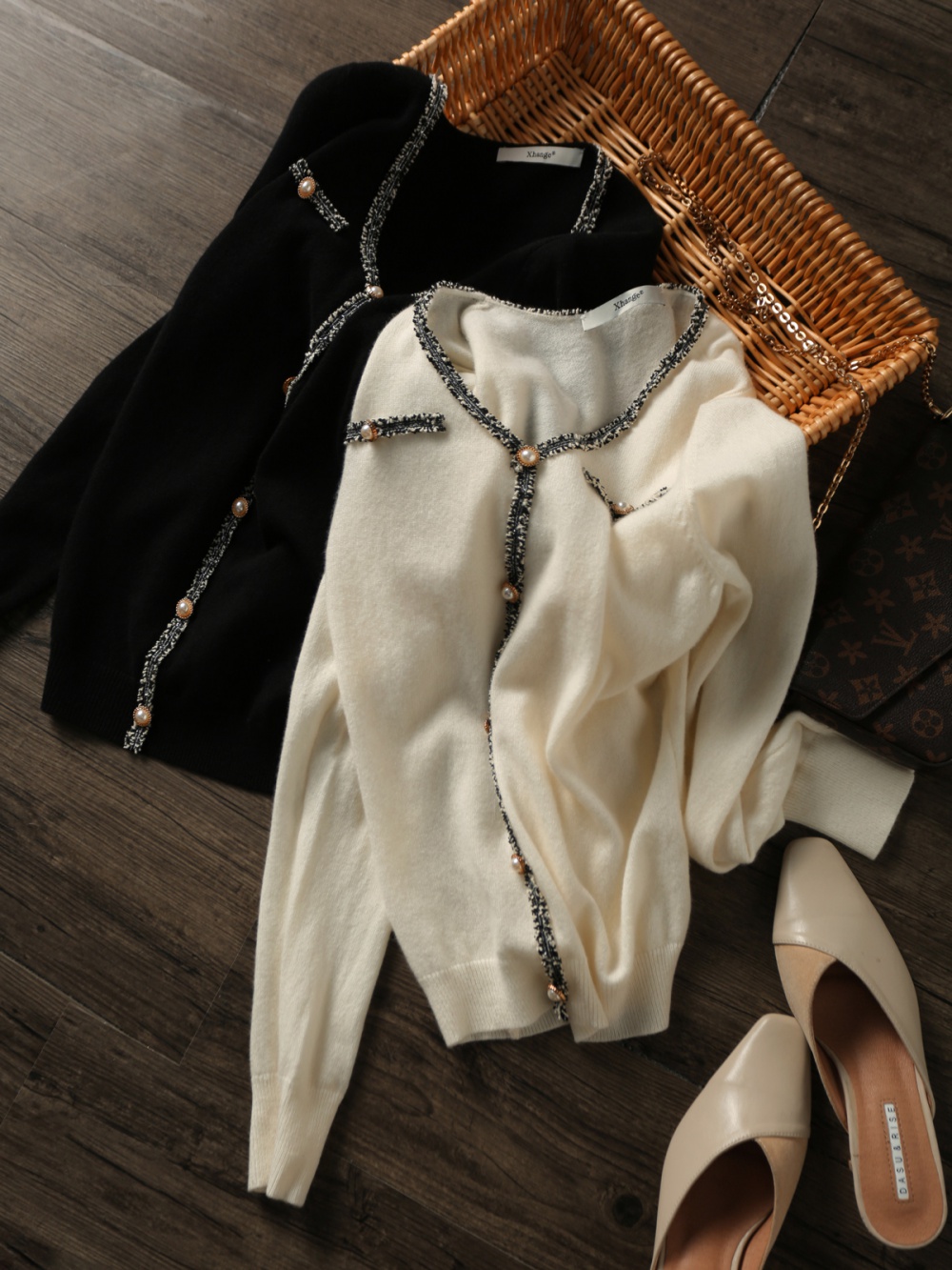 Fashion and elegant wool tops minority sweater