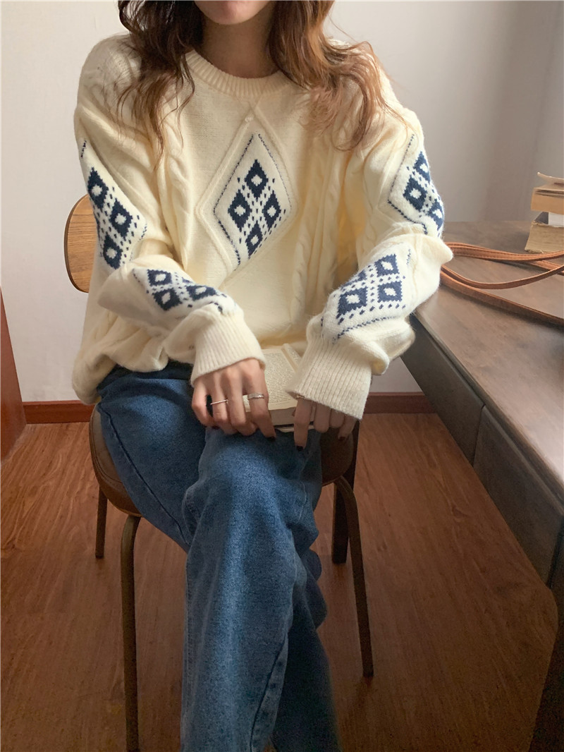 Pullover diamond Korean style long sleeve sweater