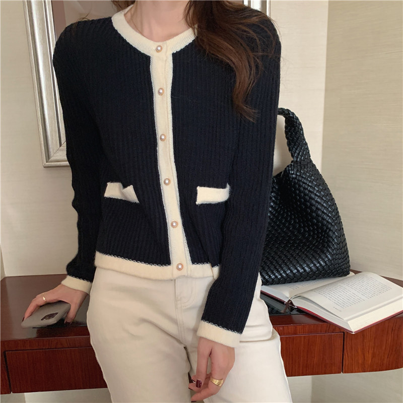 Fashion and elegant sweater Korean style cardigan
