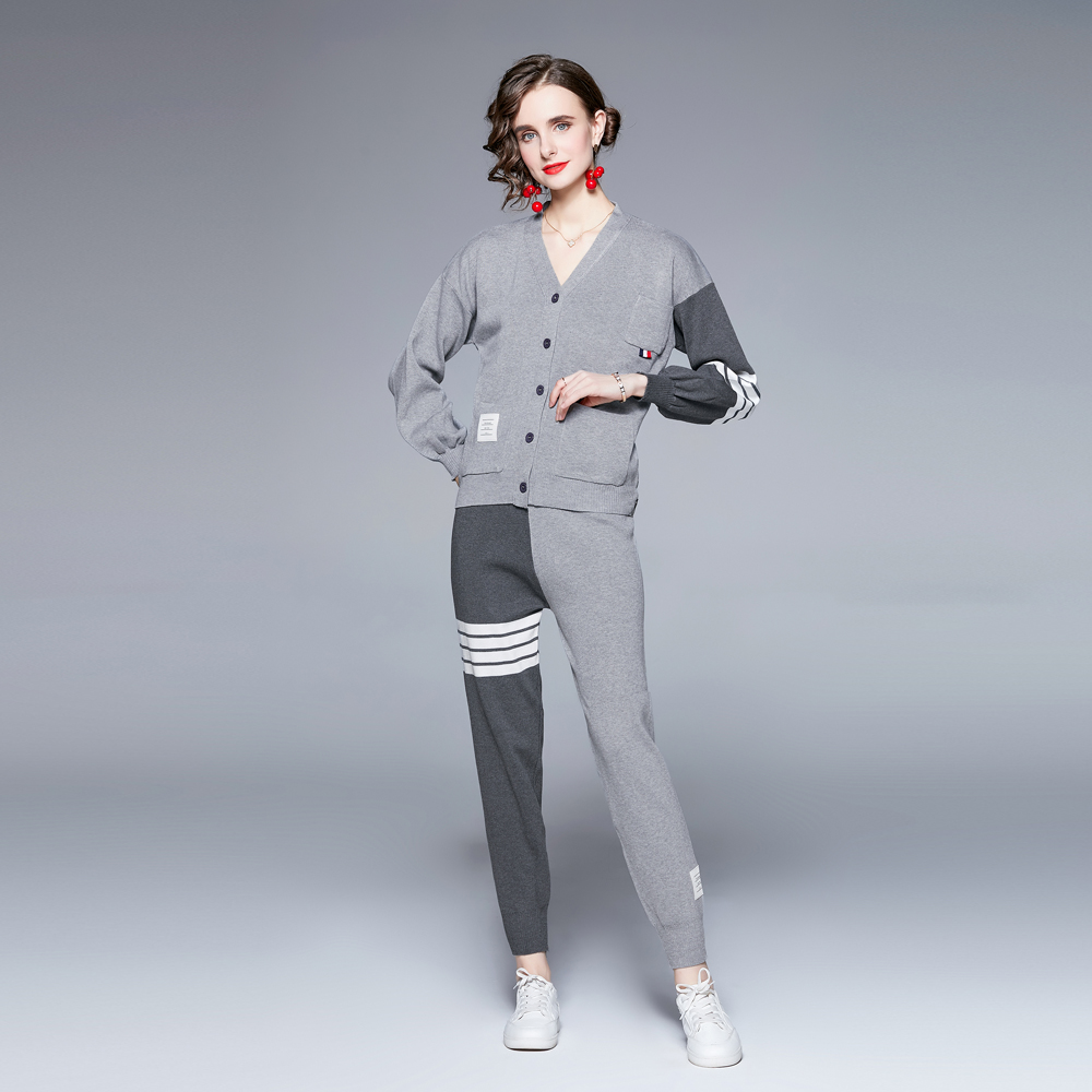 Mixed colors knitted sweatpants pocket cardigan a set for women