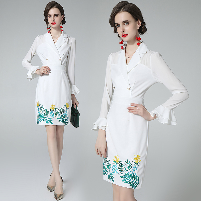 Long sleeve temperament embroidery white dress for women