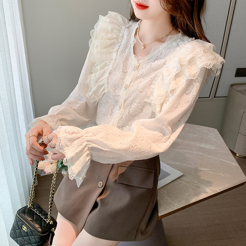 Lace bottoming shirt autumn and winter tops for women