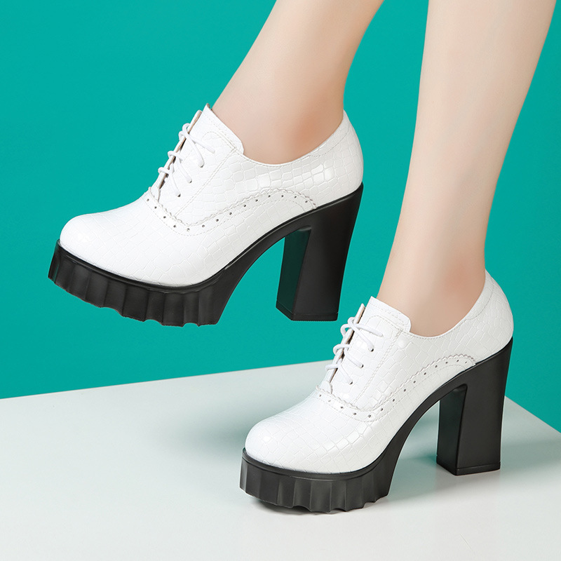 Plus velvet platform round shoes for women