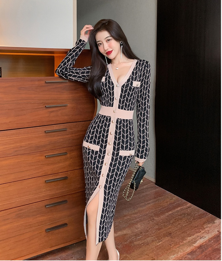 Stripe knitted autumn and winter buckle dress for women