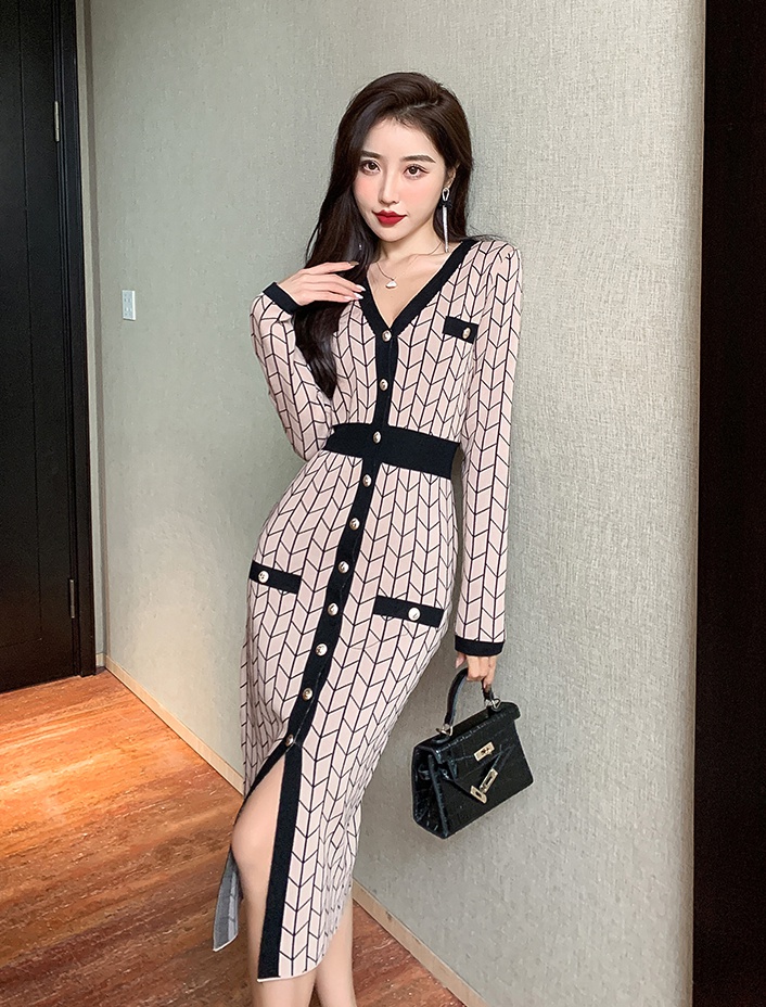 Stripe knitted autumn and winter buckle dress for women
