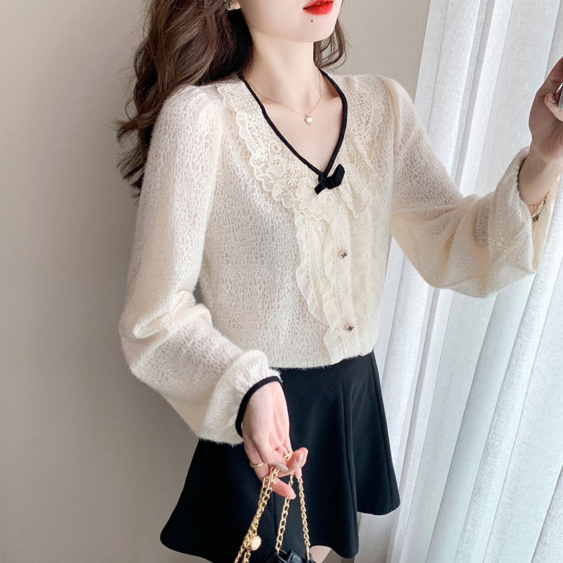 Lace tops round neck bottoming shirt for women