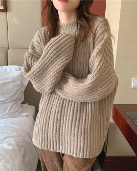 Loose Korean style round neck long thick sweater