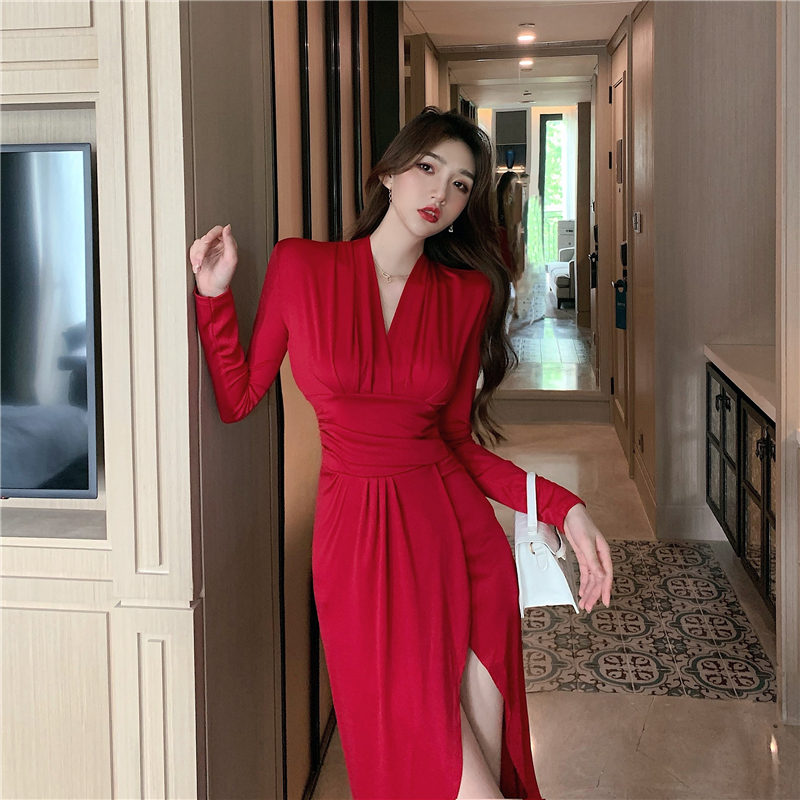 Pinched waist autumn and winter long sleeve fold dress