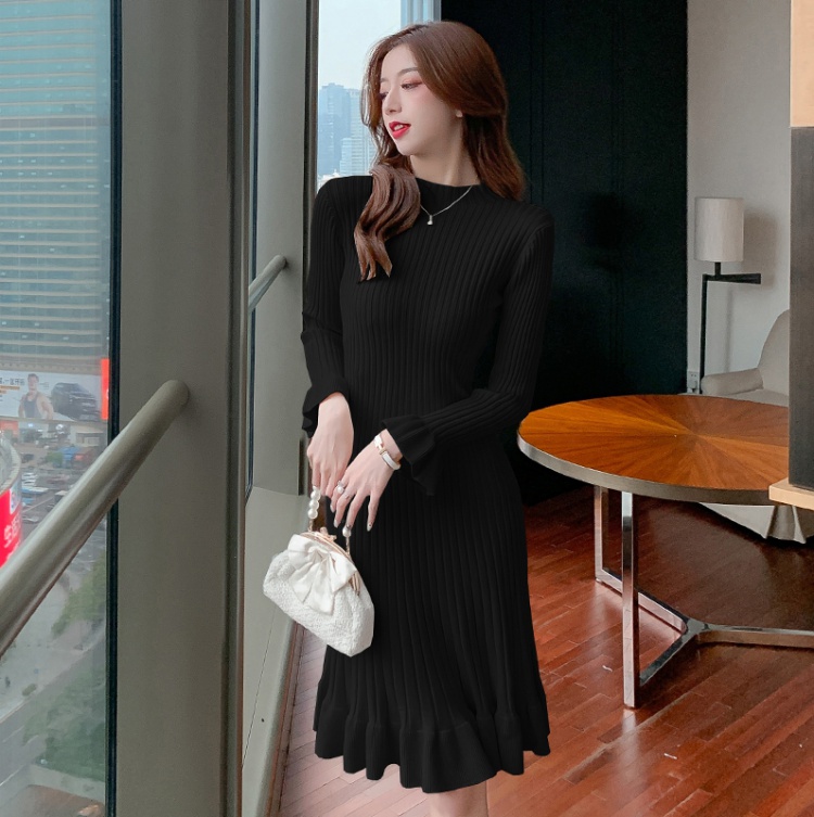 Round neck wood ear long sleeve mermaid winter dress