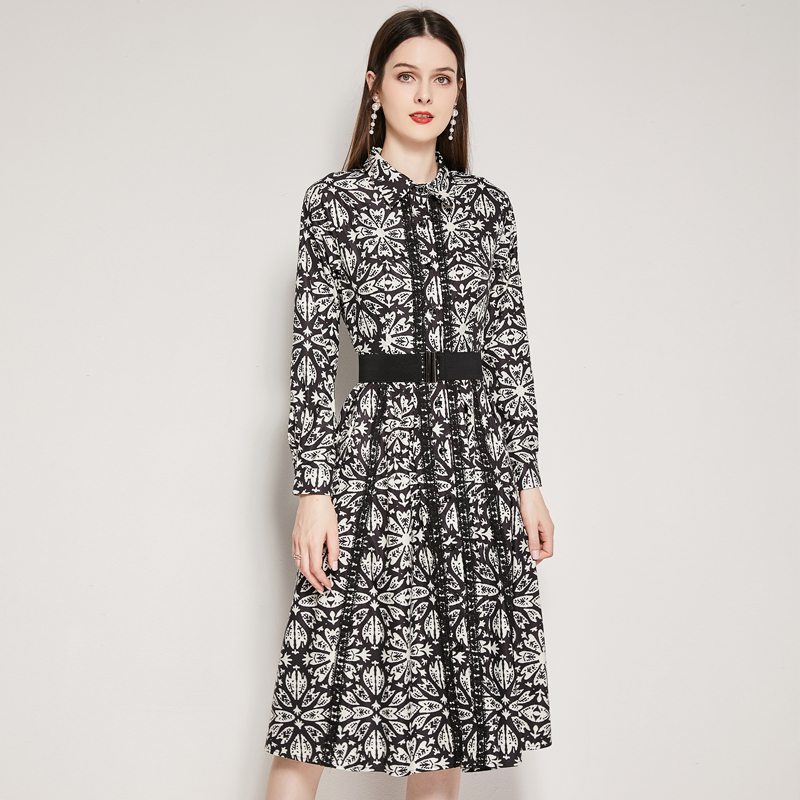 Splice lapel printing long sleeve European style lace dress