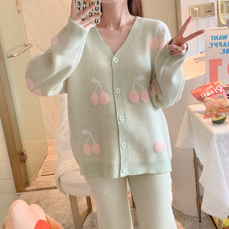 Homewear autumn and winter thermal pajamas a set for women
