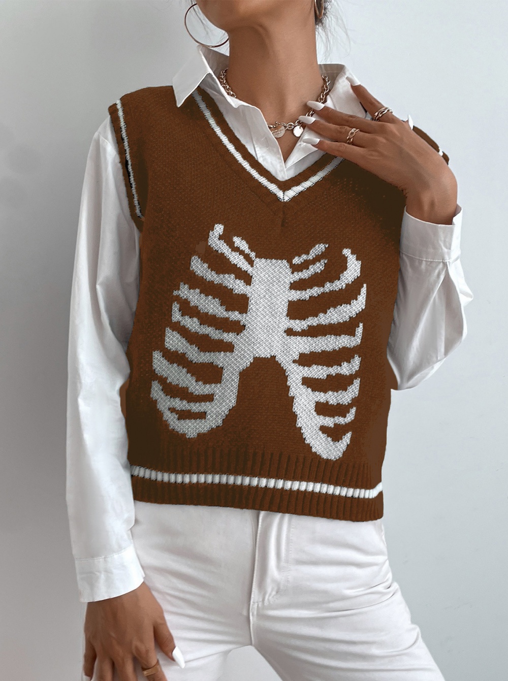 Knitted European style sweater outside the ride vest