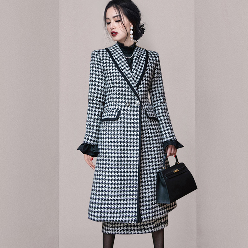 Lapel winter woolen coat long overcoat for women