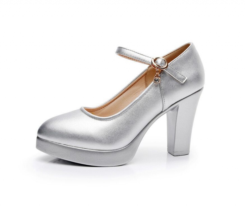 Thick large yard shoes catwalk high-heeled shoes for women