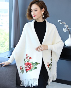 Knitted bat tassels shawl long long sleeve coat for women