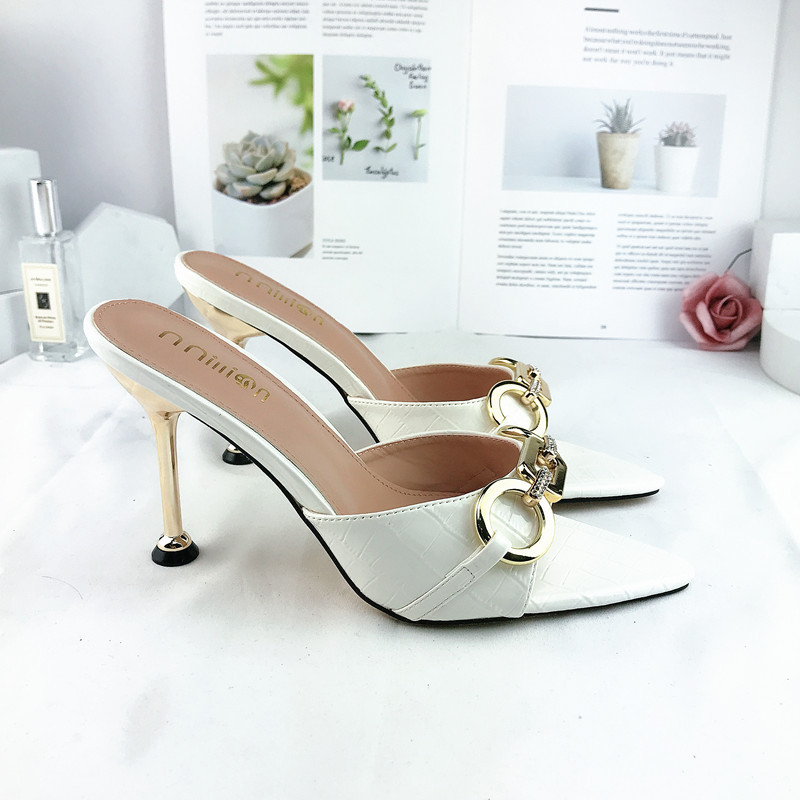 High-heeled pointed fine-root summer slippers