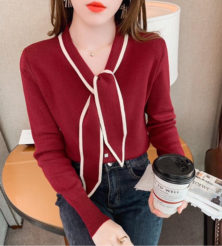 Slim bottoming shirt inside the ride sweater for women
