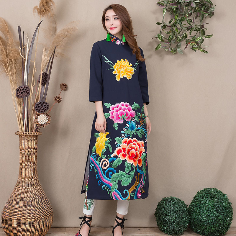 Embroidery short sleeve bottoming cheongsam retro long slim dress