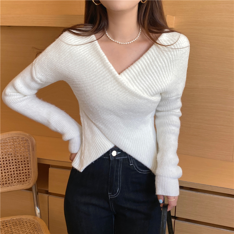 V-neck knitted pullover cross tops