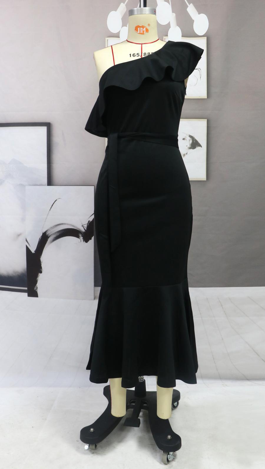 Medium waist long dress sloping shoulder dress
