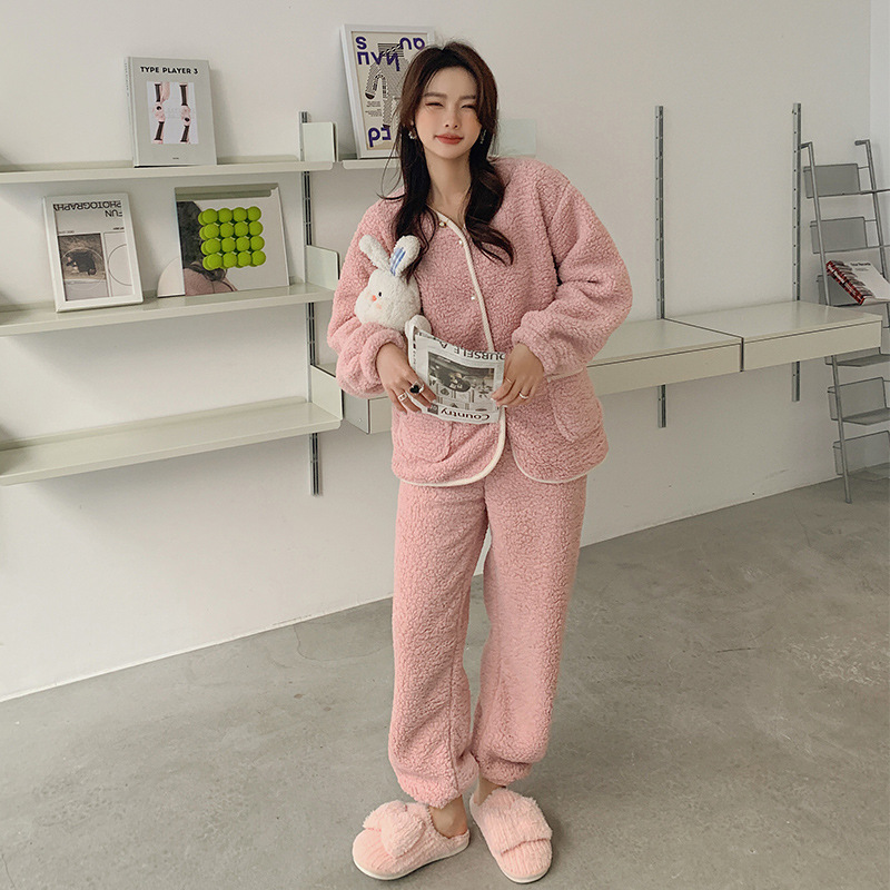 Autumn and winter coral velvet pajamas for women