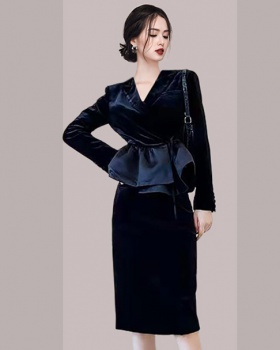 Fashion and elegant fashion tops ladies velvet dress 2pcs set