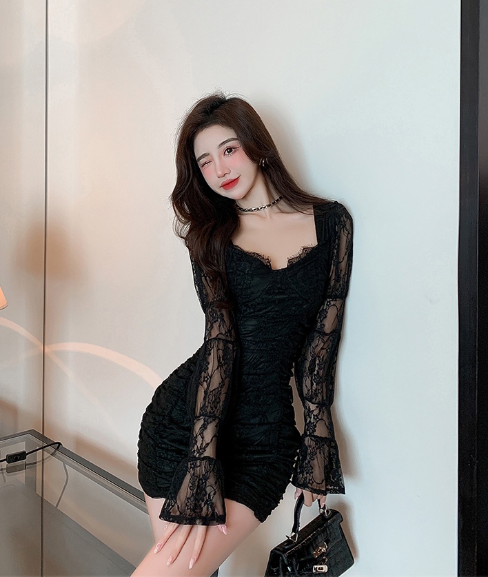 Square collar puff sleeve package hip folds lace splice dress