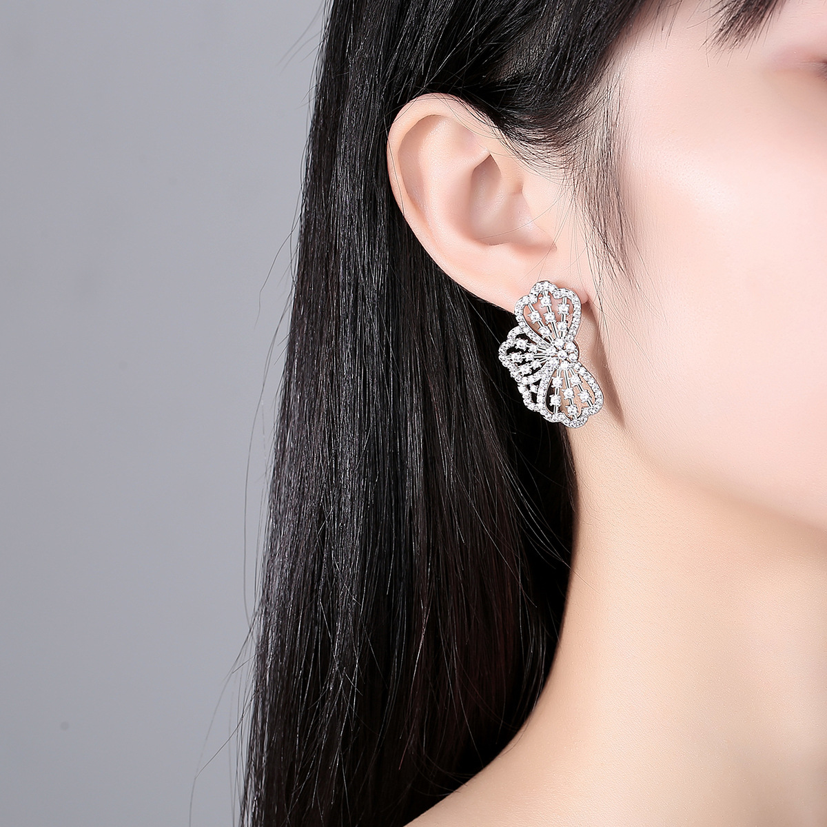 Creative hollow stud earrings grace fashion earrings for women