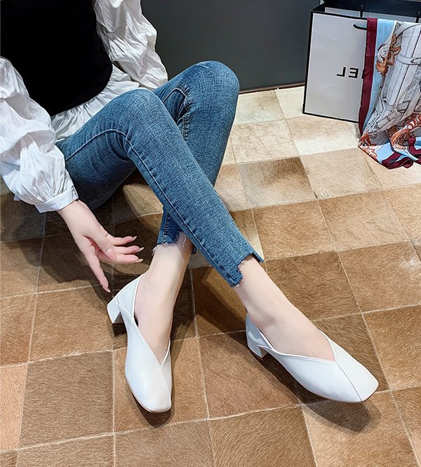 Thick Korean style low square head shoes for women