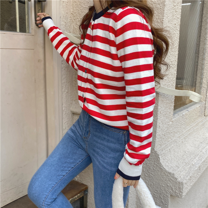 Knitted round neck mixed colors stripe cardigan