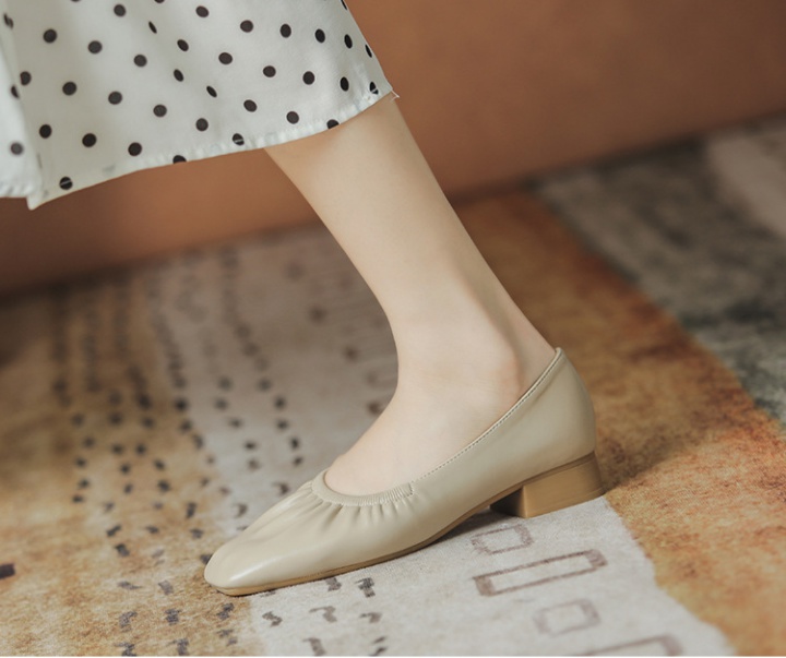 Thick all-match autumn footware low middle-heel fold shoes