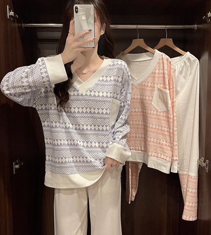 Long sleeve large yard pajamas for women