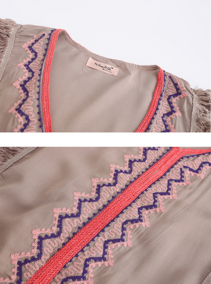 Embroidery sleeveless cloak