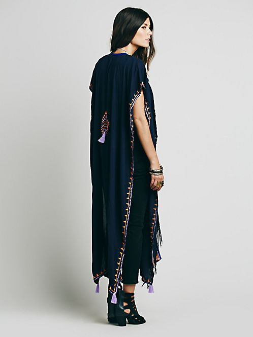 Embroidery sleeveless cloak