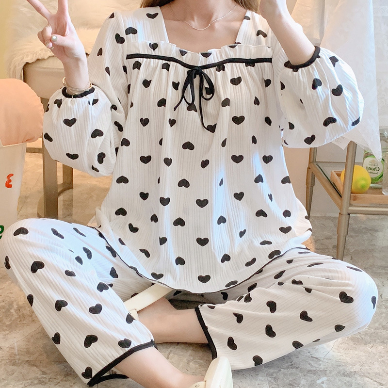 Fashion and elegant printing pajamas for women