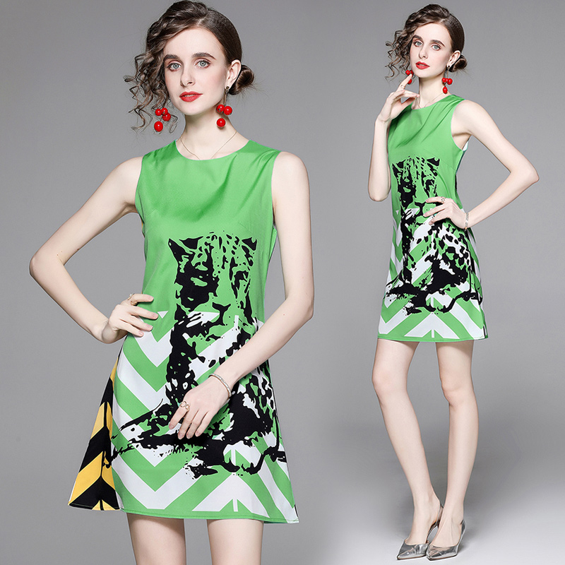 Printing slim European style sleeveless dress
