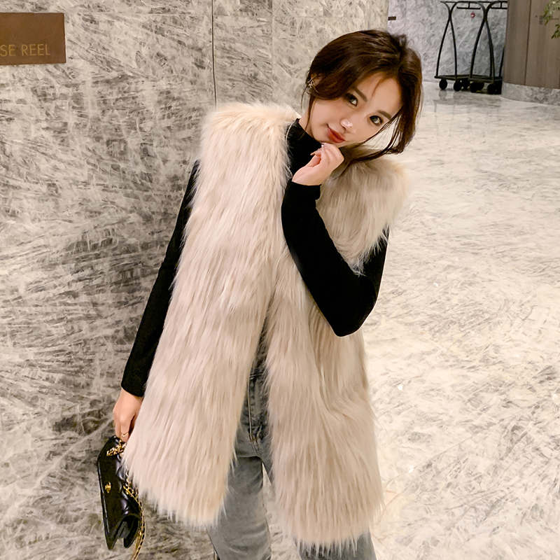 Long autumn and winter fur coat imitation of fox fur vest