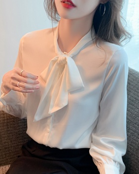Spring commuting Western style all-match satin white shirt