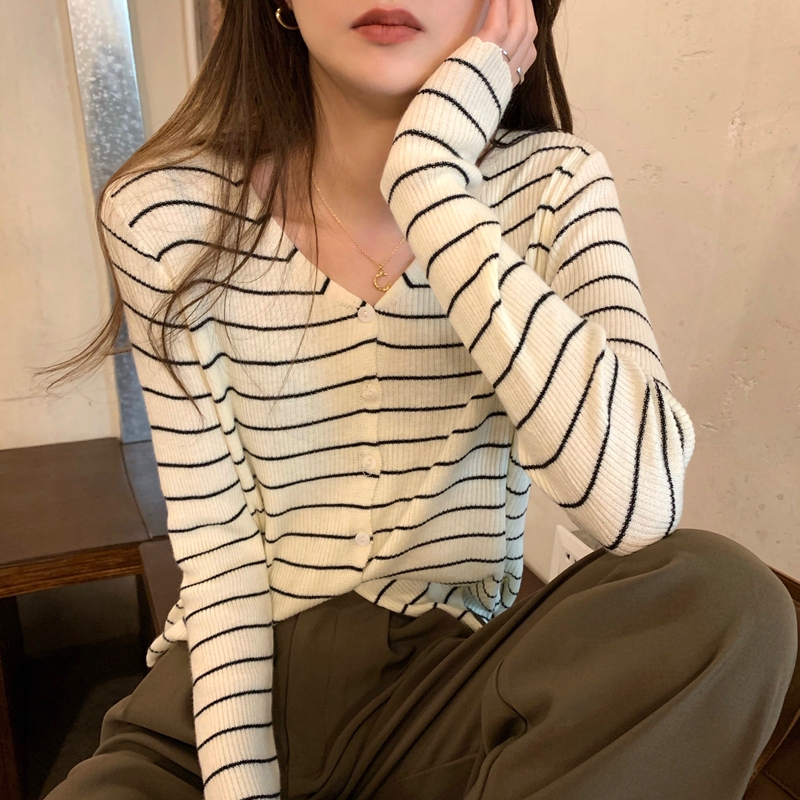 Knitted Korean style spring cardigan V-neck stripe coat
