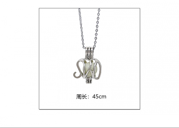 Metal clavicle necklace elephants necklace for women