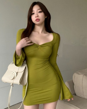 Square collar package hip pure low-cut cross dress