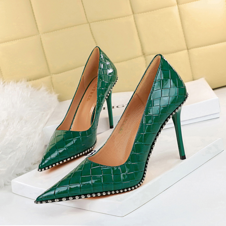 Retro shoes chain high-heeled shoes for women