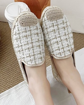 Weaving low flattie Korean style shoes for women