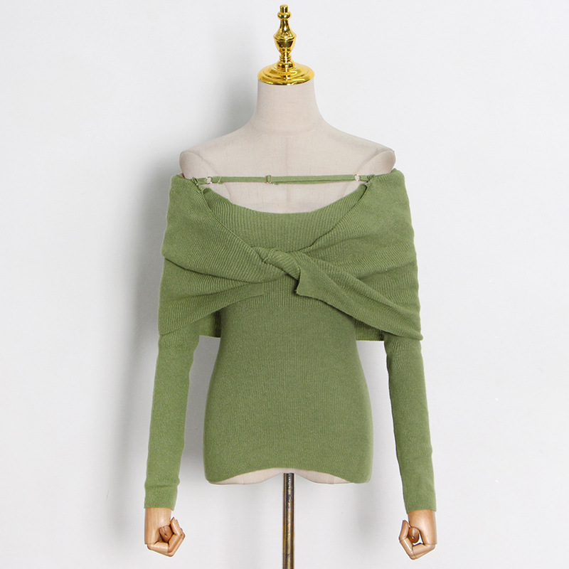 European style slim short flat shoulder spring sweater